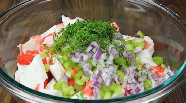 Крабовые салаты — очень вкусные и простые по классическим рецептам
Крабовые салаты — очень вкусные и простые по классическим рецептам