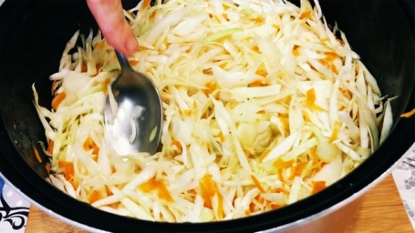 Быстрая маринованная капуста