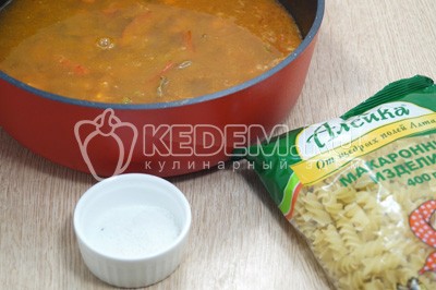 Суп-гуляш с макаронами