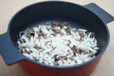Суп-гуляш с макаронами