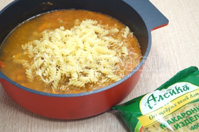 Суп-гуляш с макаронами