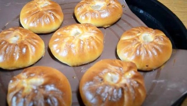 Беляши с мясом в духовке — 5 очень вкусных домашних рецептов
Беляши с мясом в духовке — 5 очень вкусных домашних рецептов