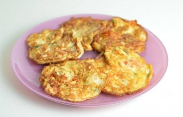 Омлет на сковороде с молоком и сыром — 5 простых рецептов с фото
Омлет на сковороде с молоком и сыром — 5 простых рецептов с фото