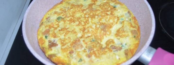 Омлет на сковороде с молоком и сыром — 5 простых рецептов с фото
Омлет на сковороде с молоком и сыром — 5 простых рецептов с фото