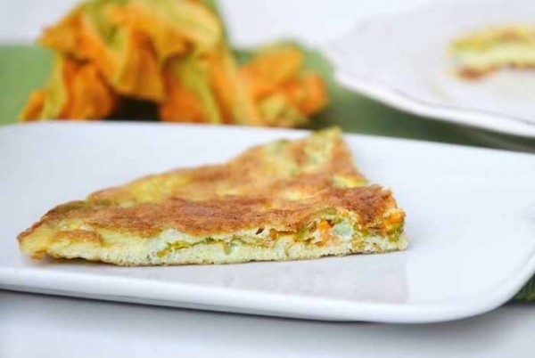 Омлет на сковороде с молоком и сыром — 5 простых рецептов с фото
Омлет на сковороде с молоком и сыром — 5 простых рецептов с фото