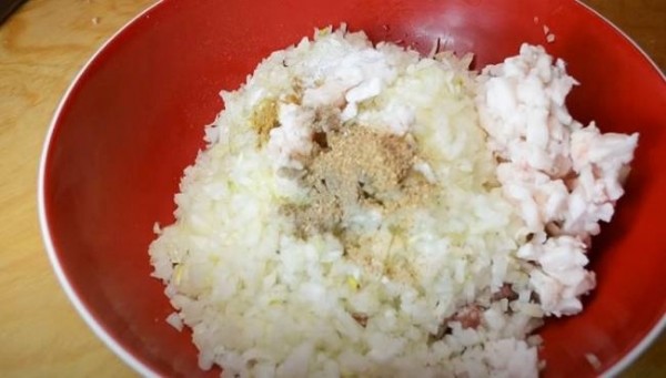 Беляши с мясом в духовке — 5 очень вкусных домашних рецептов
Беляши с мясом в духовке — 5 очень вкусных домашних рецептов