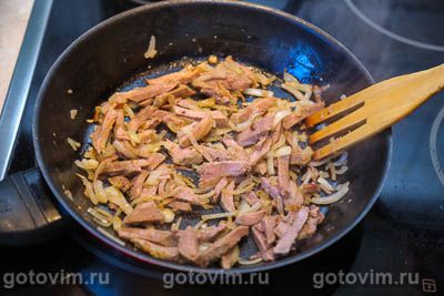 Яичница с вареным языком