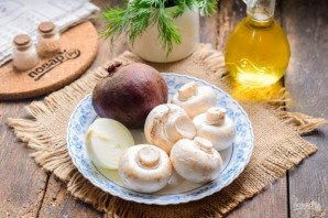 Салат из свеклы с грибами