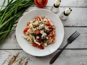 Салат с куриной грудкой и перепелиными яйцами Салат с куриной грудкой и перепелиными яйцами