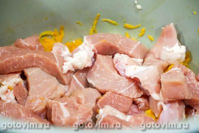 Свинина с картофелем, тушённая в сливках в мультиварке Свинина с картофелем, тушённая в сливках в мультиварке