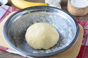 Песочное печенье с бананом и шоколадом