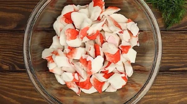 Крабовые салаты — очень вкусные и простые по классическим рецептам
Крабовые салаты — очень вкусные и простые по классическим рецептам