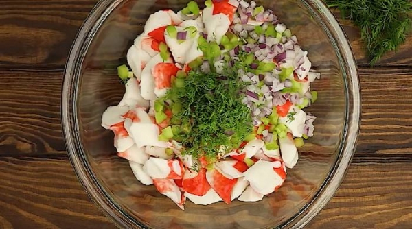 Крабовые салаты — очень вкусные и простые по классическим рецептам
Крабовые салаты — очень вкусные и простые по классическим рецептам