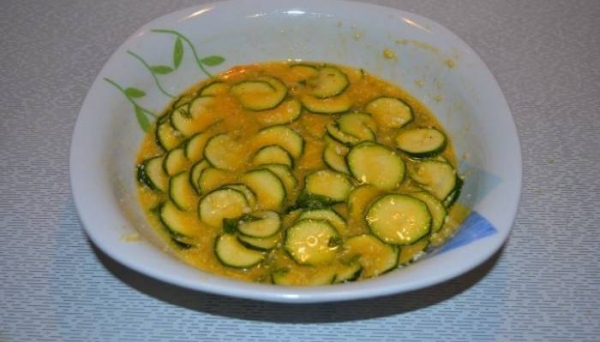 
Омлет на сковороде с сыром &mdash; 5 рецептов с овощами	