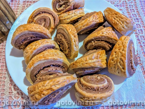Двухцветное печенье с орехами 