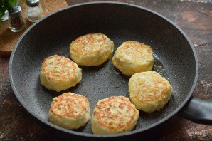 Куриные котлеты по-царски Куриные котлеты по-царски