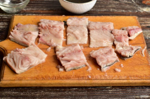 Маринованная скумбрия в соевом соусе Маринованная скумбрия в соевом соусе