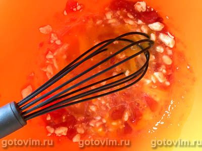 Омлет с помидором и зернистым творогом Омлет с помидором и зернистым творогом