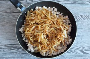 Перепечи с капустой и фаршем