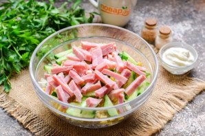 Салат "Зимняя сказка" из пекинской капусты