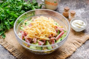 Салат "Зимняя сказка" из пекинской капусты