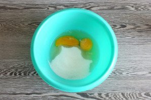 Шарлотка с ревенем