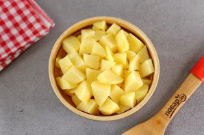 Суп с лапшой и лососем